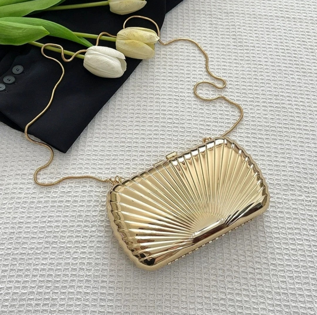 (Free Shipping)(Tariffs included in price) Designer Acrylic Square/Oval Shape Clutch Bag Gold Women Evening Party Bag Shiny Metal Shoulder Crossbody Bags Small Purse