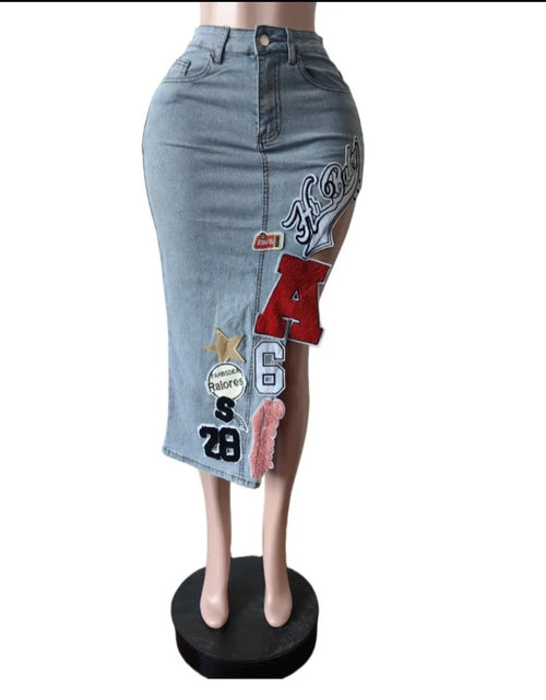 Load image into Gallery viewer, (Free Shipping)(Tariffs included in price)Retro High Quality 2025 Fashion Denim Jeans Stylish Midi Womens Skirts
